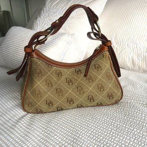 VINTAGE Dooney & Bourke DB Logo Bag